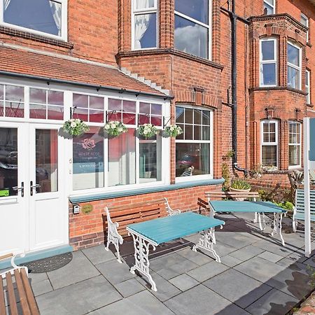 White Rose Guest House Filey Esterno foto
