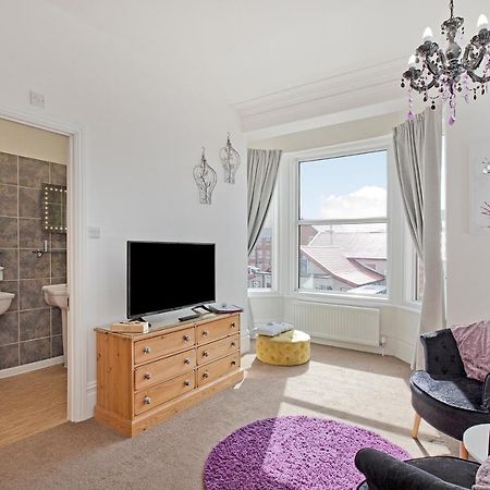 White Rose Guest House Filey Esterno foto