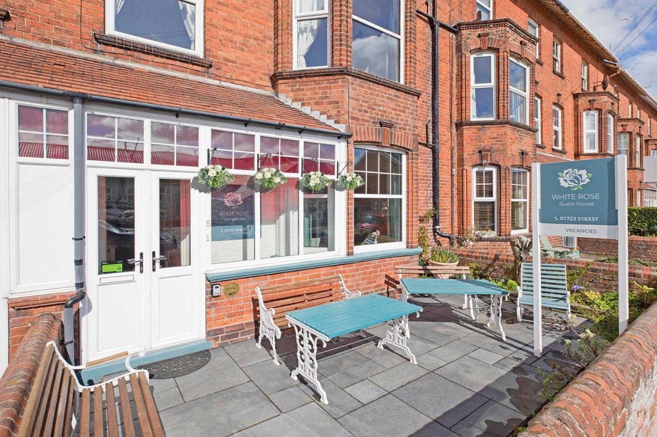 White Rose Guest House Filey Esterno foto
