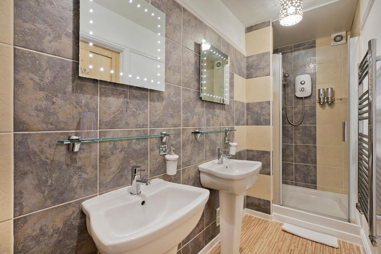 White Rose Guest House Filey Esterno foto