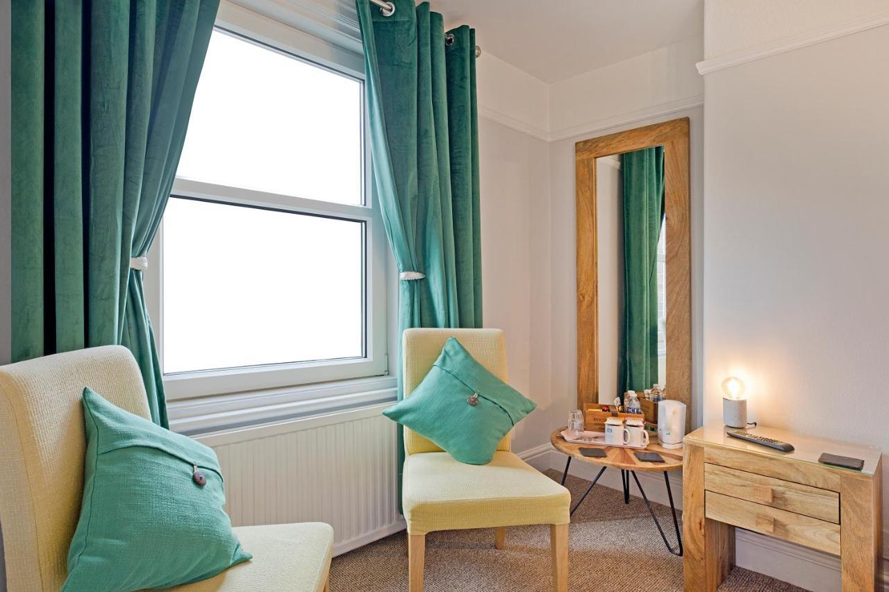 White Rose Guest House Filey Esterno foto